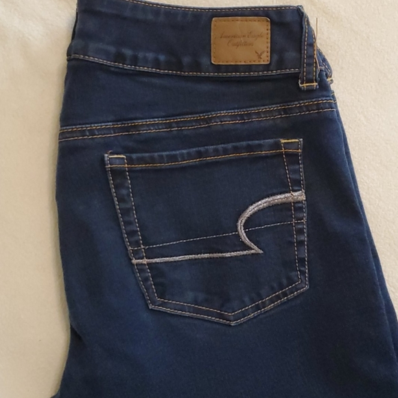 American Eagle Blue Jeans 32w x 32 L - Picture 2 of 7